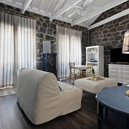 Pico Boutique House *